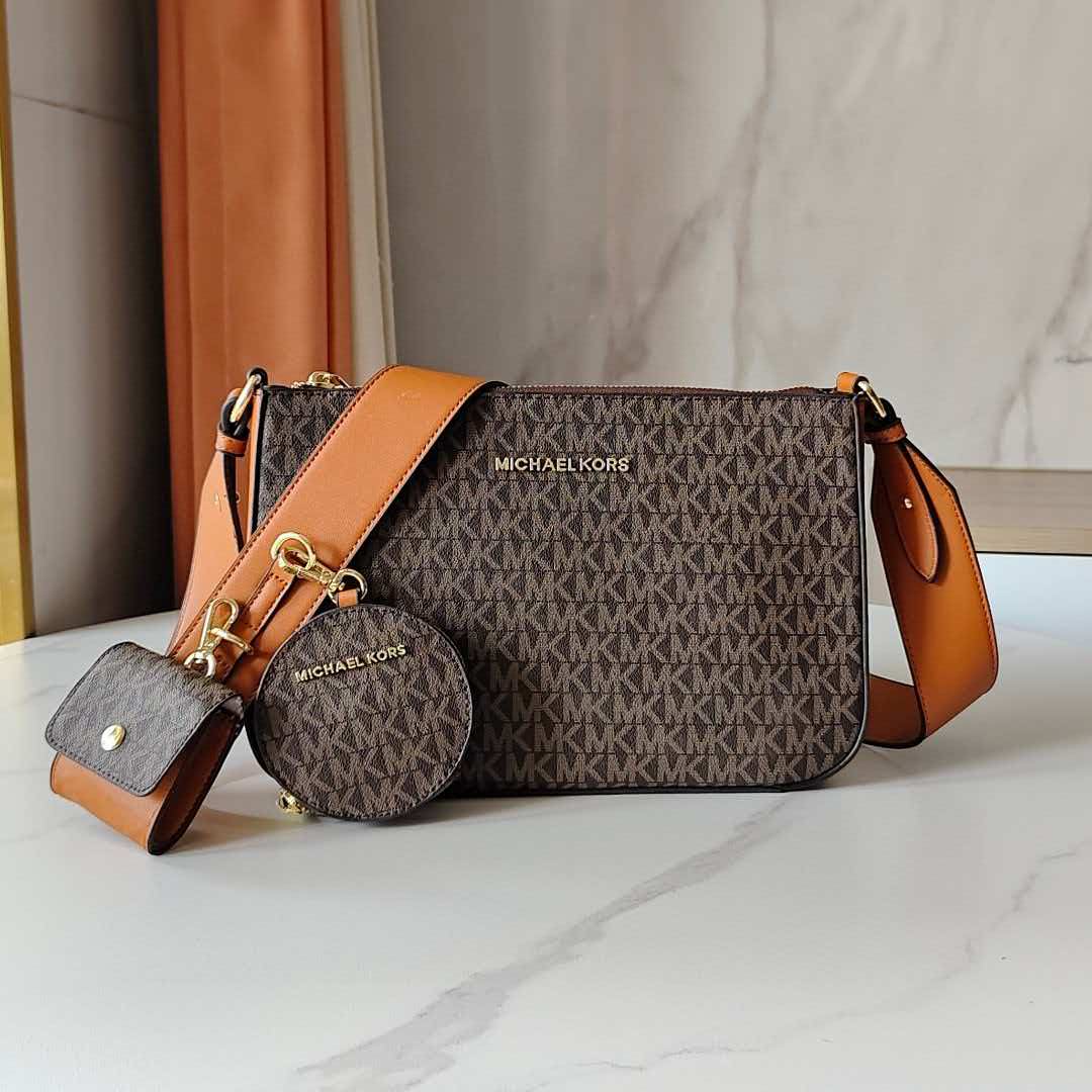 Women'S Bags Of Michael Kors - ชุดแฟชั่นลำลองคุณภาพสูงสำหรับผู้หญิง Michael Kors ใหม่เอี่ยม ประกอบด้วยกระเป๋าหนังสะพายข้าง MK