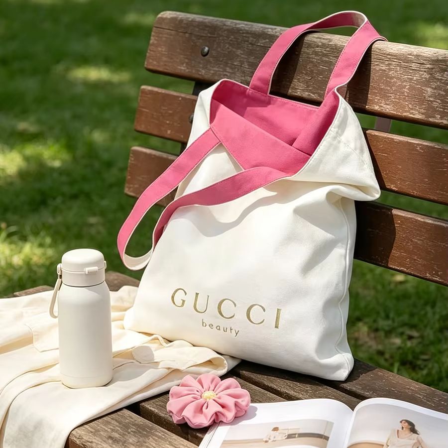 Women Bags Deals - กระเป๋า GUCCI สำหรับผู้หญิง กระเป๋าผ้าแคนวาส ดีไซน์สองด้าน สีชมพูโรสและสีขาว