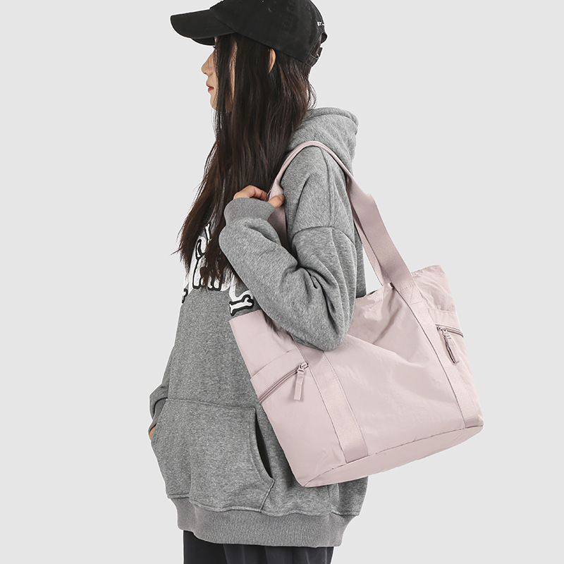ขายส่งกระเป๋าโท้ตโลโก้กระเป๋าย - Women Bags Wholesale บทวิจารณ์และราคา