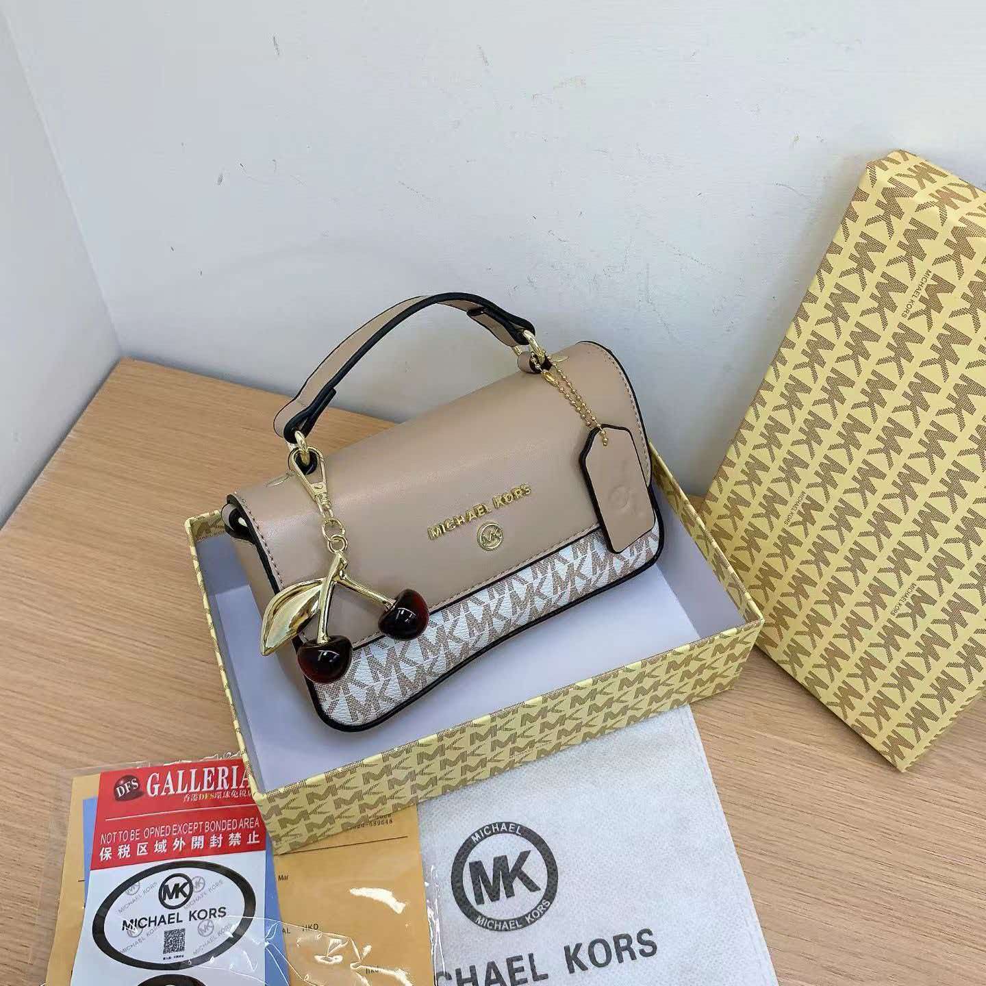 กระเป๋าสะพายไหล่ดีไซเนอร์หรูหร - Women'S Bags Of Michael Kors บทวิจารณ์และราคา