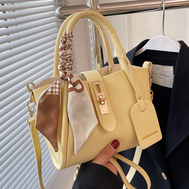 กระเป๋าหนังสะพายข้างทรงถังคุณภ - Women Bags Wholesale บทวิจารณ์และราคา