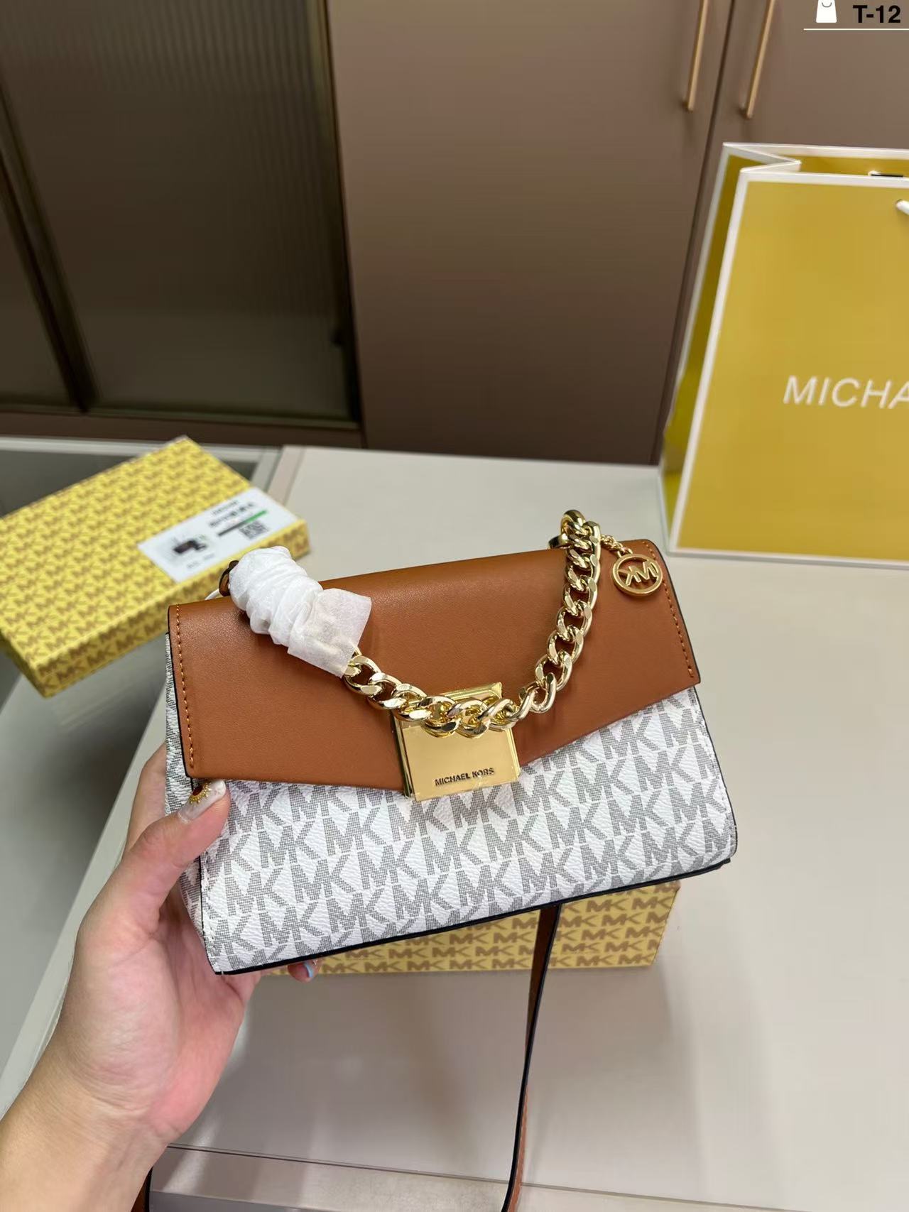 กระเป๋าสะพายไหล่ดีไซน์หรูสำหรั - Women'S Bags Of Michael Kors บทวิจารณ์และราคา