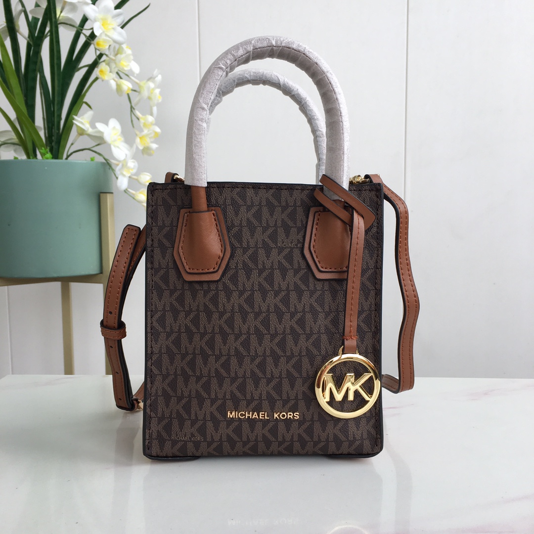 กระเป๋าถือ Michael Kors Mercer - Women'S Bags Of Michael Kors บทวิจารณ์และราคา