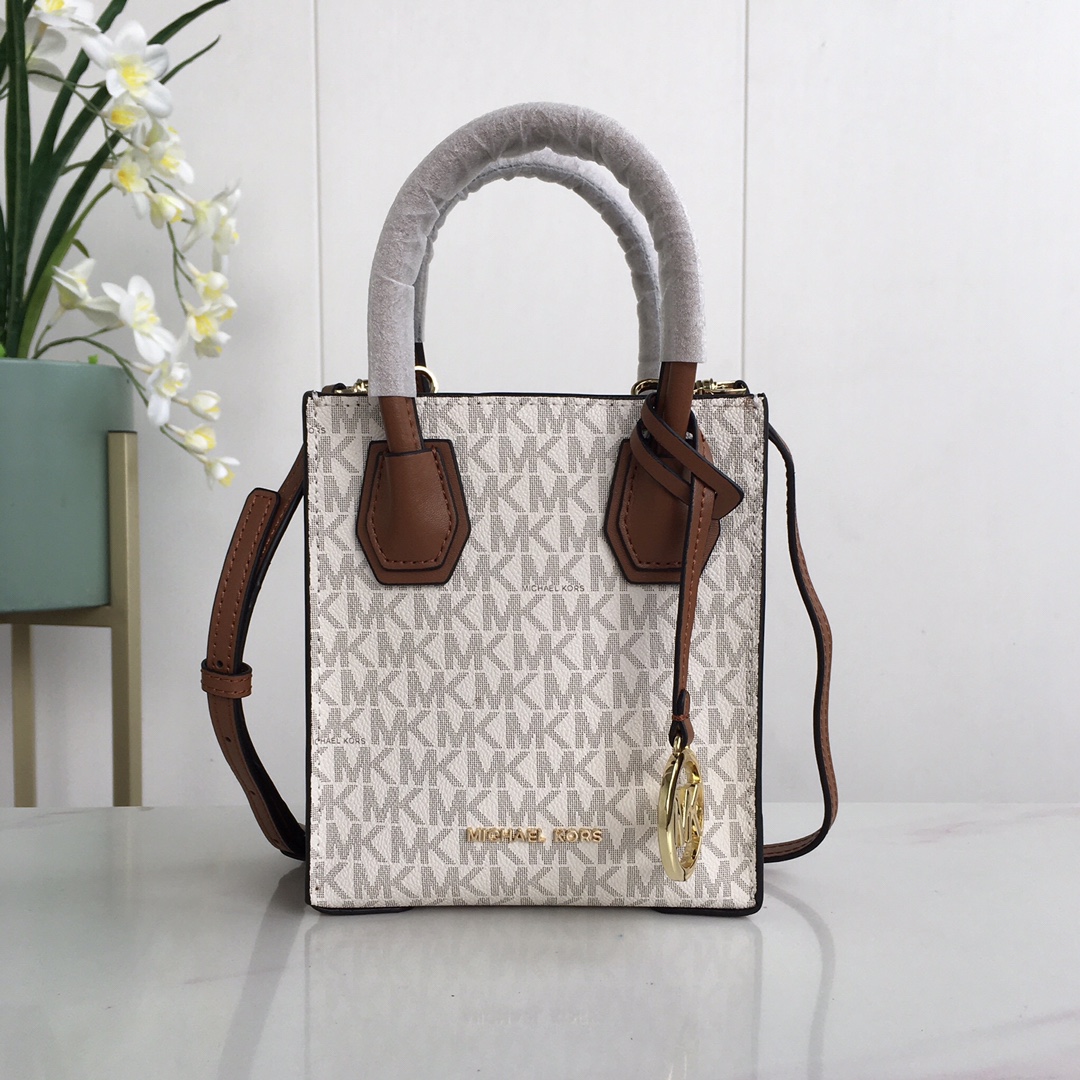 กระเป๋าถือ Michael Kors Mercer - Women'S Bags Of Michael Kors บทวิจารณ์และราคา
