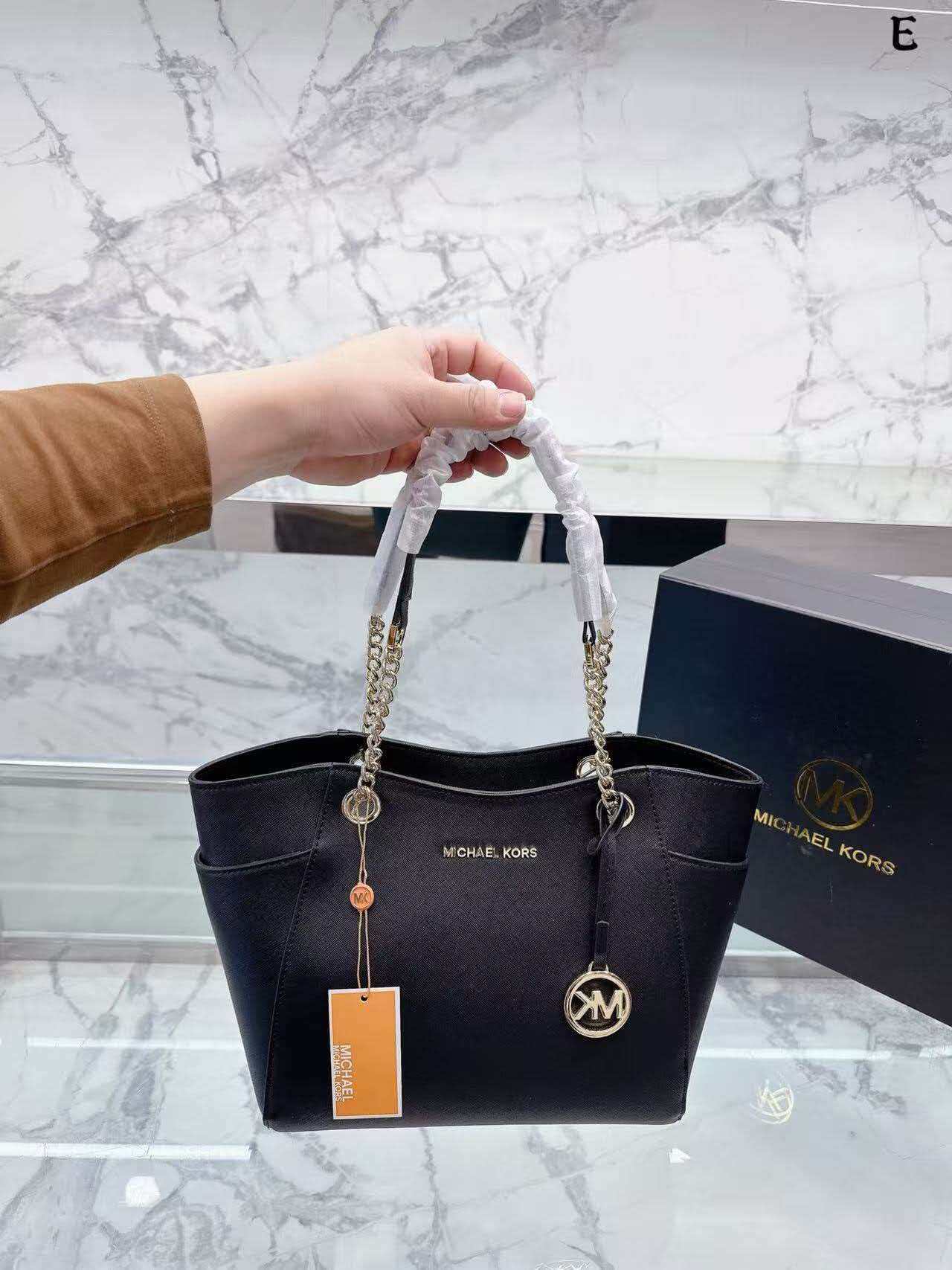 Michael Kors Jet Set 2026 สินค - Women'S Bags Of Michael Kors บทวิจารณ์และราคา