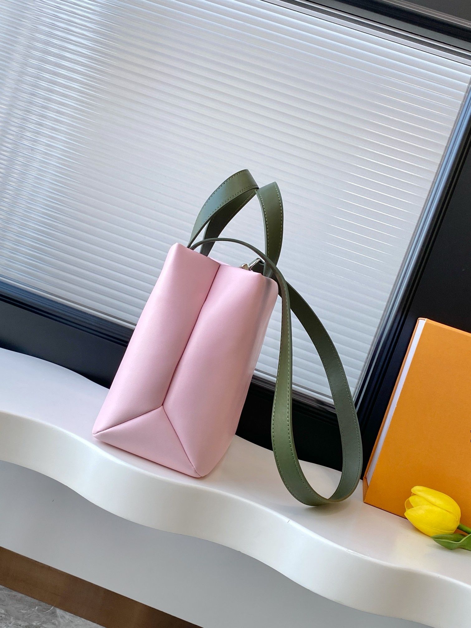 กระเป๋าสะพายข้างผู้หญิงแบบเรีย - Women Hand Bags For Office บทวิจารณ์และราคา
